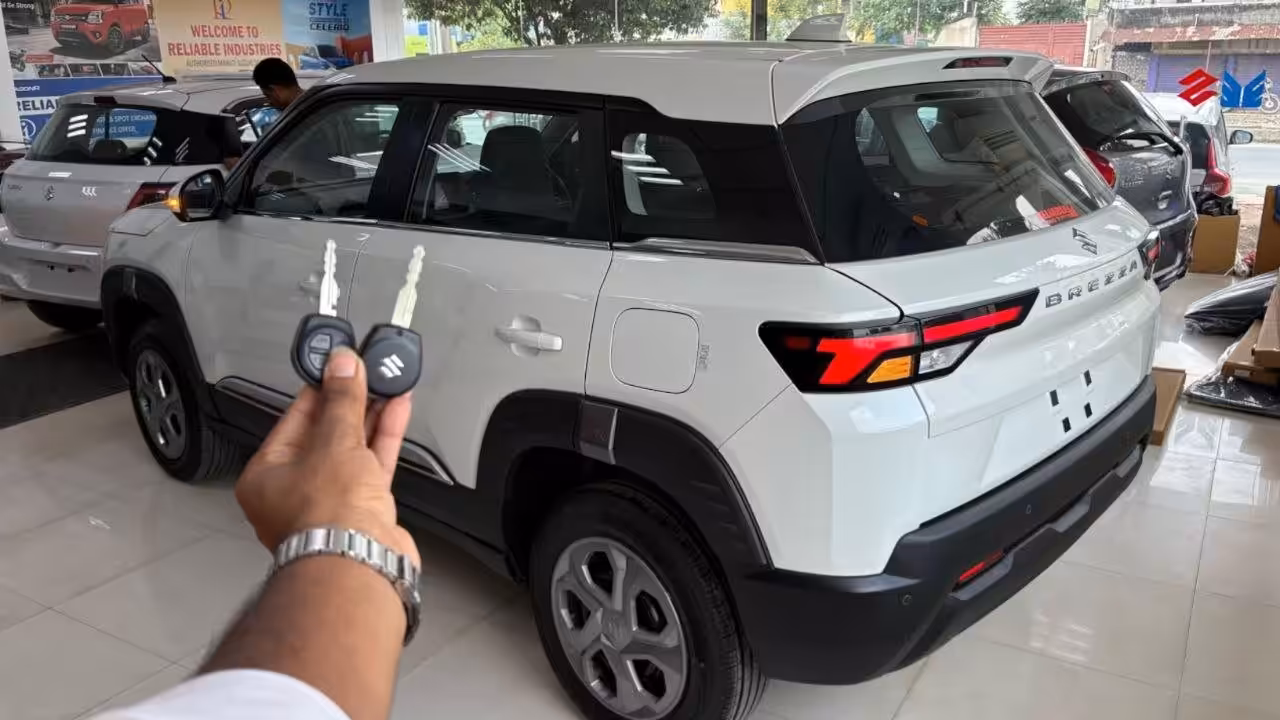 Brezza 2026 Returns with 28 kmpl Mileage, Premium Features, and Directly Takes on Hyundai Creta