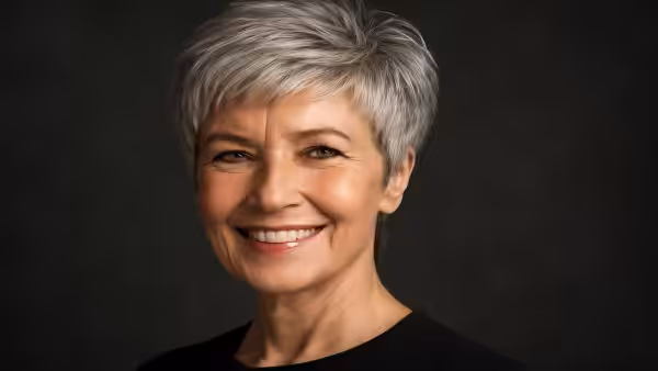Fine hair after 60: This haircut is the “best” for adding volume, according to a hairdresser